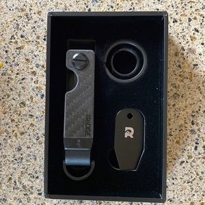 Ridge Carbon Fiber 3k key case
